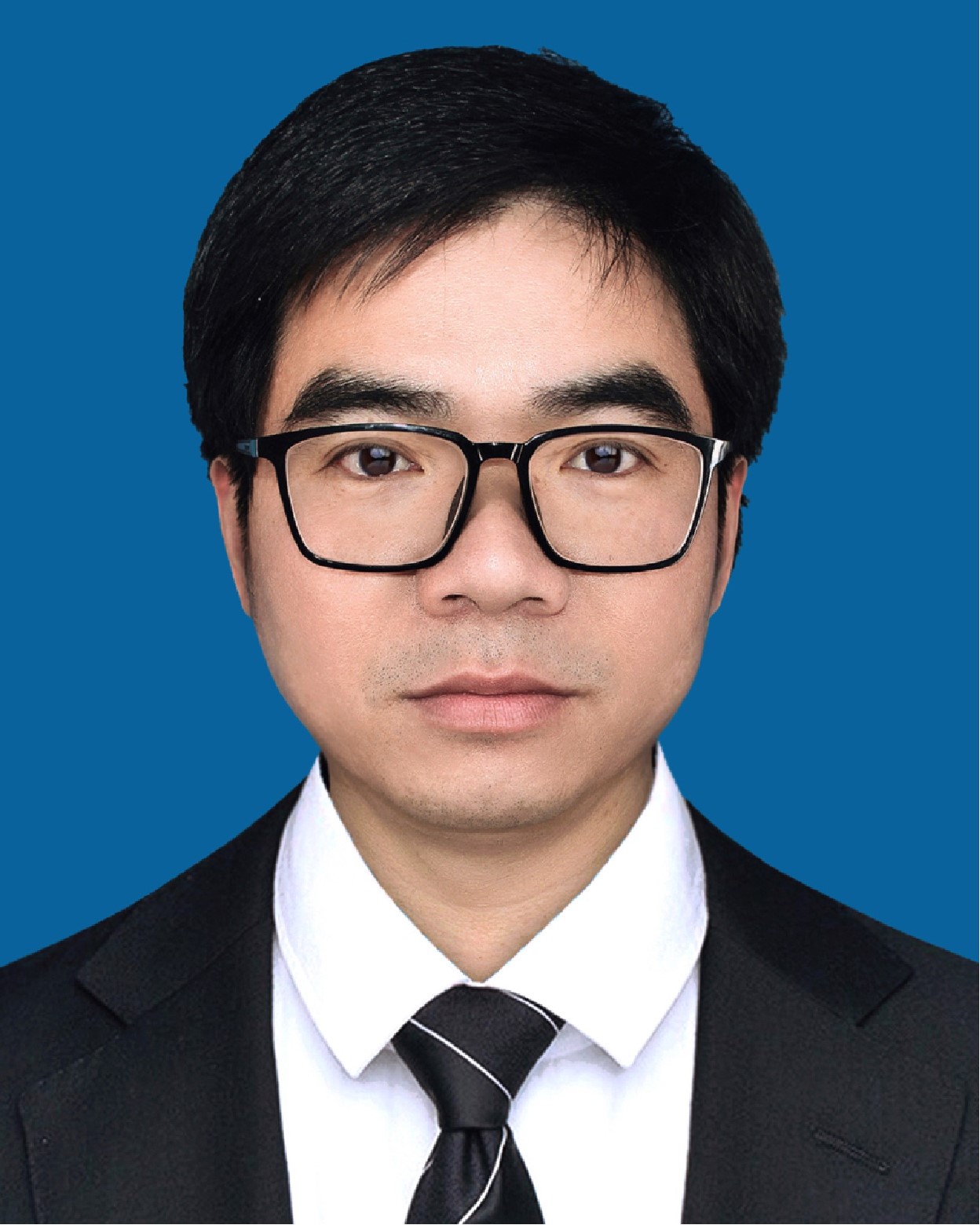 半岛体育